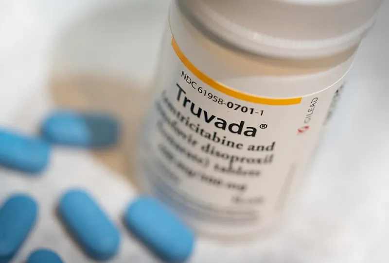 My Whole Medicine Cabinet vs. the Internet: A Two-Day Shipping Experiment